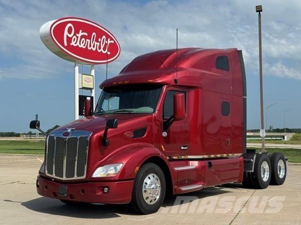 Peterbilt 579 Trekkers