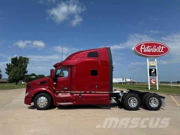 Peterbilt 579 Trekkers