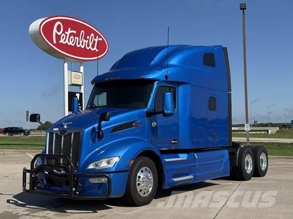Peterbilt 579 Trekkers