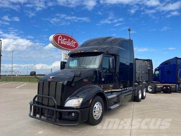 Peterbilt 579 Trekkers