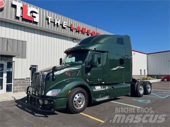 Peterbilt 579 Trekkers