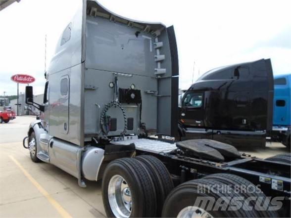 Peterbilt 579 Trekkers
