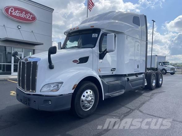 Peterbilt 579 Trekkers