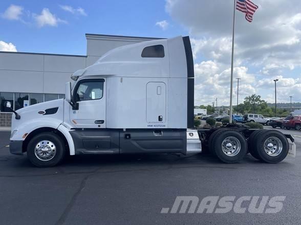 Peterbilt 579 Trekkers