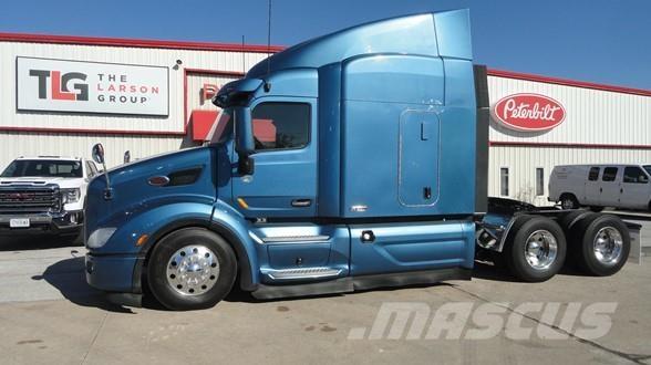 Peterbilt 579 Trekkers