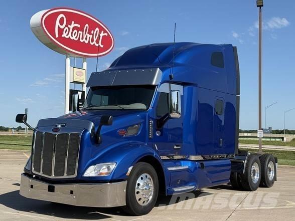 Peterbilt 579 Trekkers