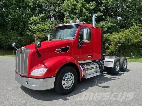 Peterbilt 579 Trekkers
