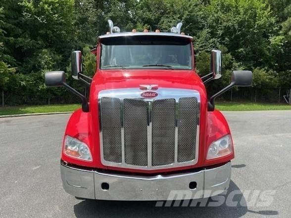 Peterbilt 579 Trekkers