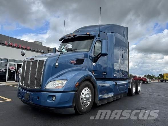 Peterbilt 579 Trekkers