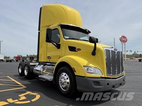 Peterbilt 579 Trekkers