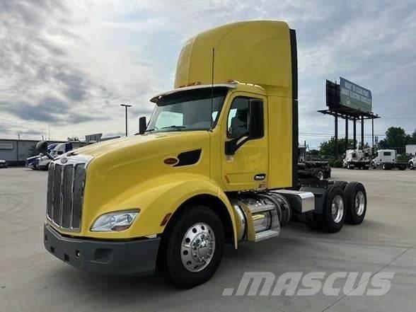 Peterbilt 579 Trekkers