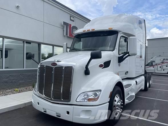 Peterbilt 579 Trekkers