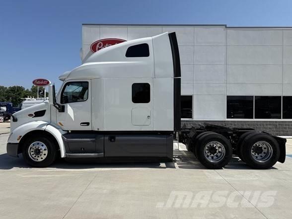 Peterbilt 579 Trekkers