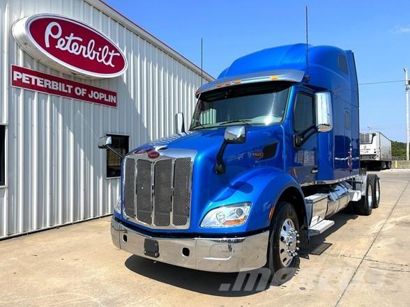Peterbilt 579 Trekkers
