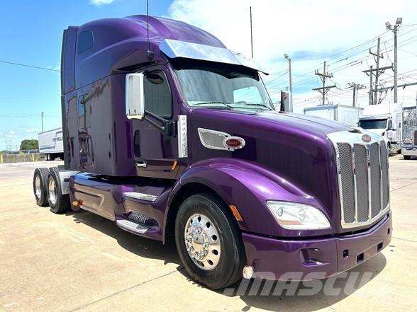 Peterbilt 579 Trekkers