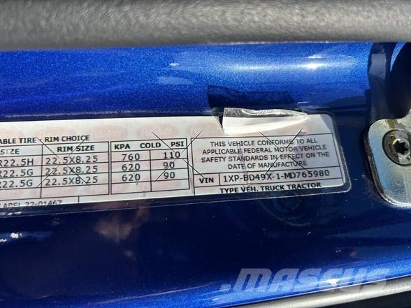 Peterbilt 579 Trekkers