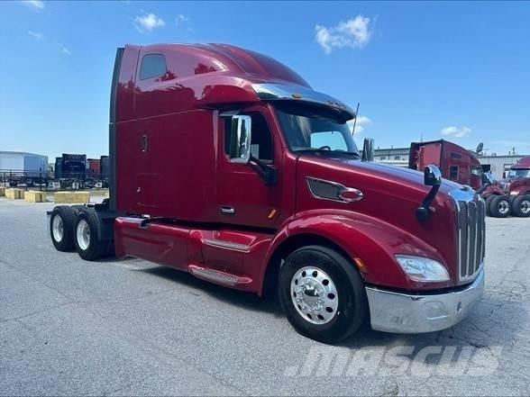 Peterbilt 579 Trekkers
