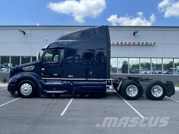 Peterbilt 579 Trekkers
