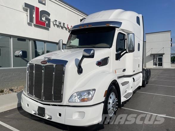 Peterbilt 579 Trekkers