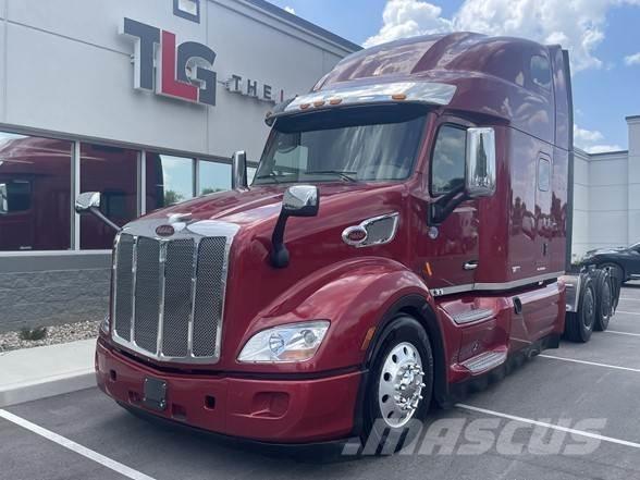 Peterbilt 579 Trekkers