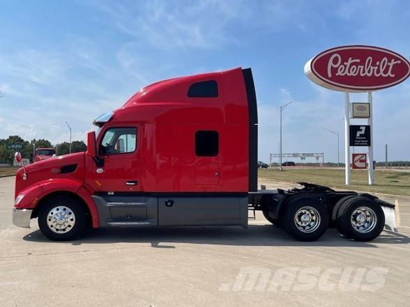 Peterbilt 579 Trekkers
