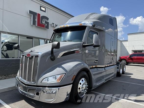 Peterbilt 579 Trekkers