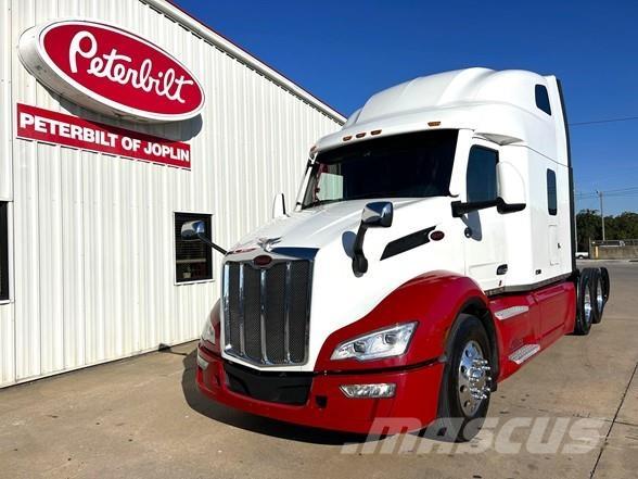 Peterbilt 579 Trekkers