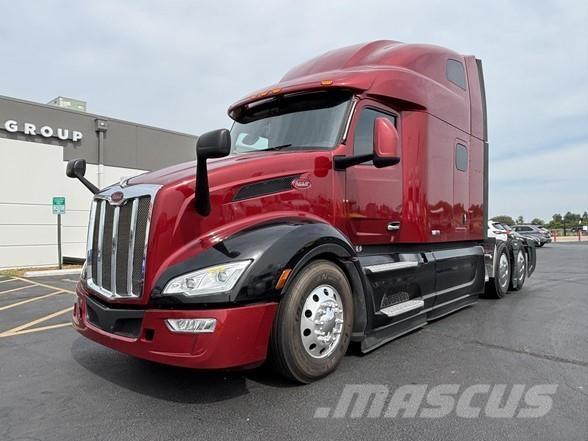 Peterbilt 579 Trekkers
