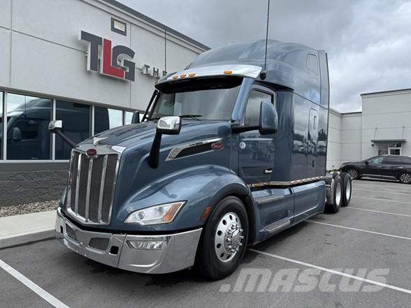 Peterbilt 579 Trekkers