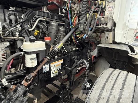 Peterbilt 579 Trekkers