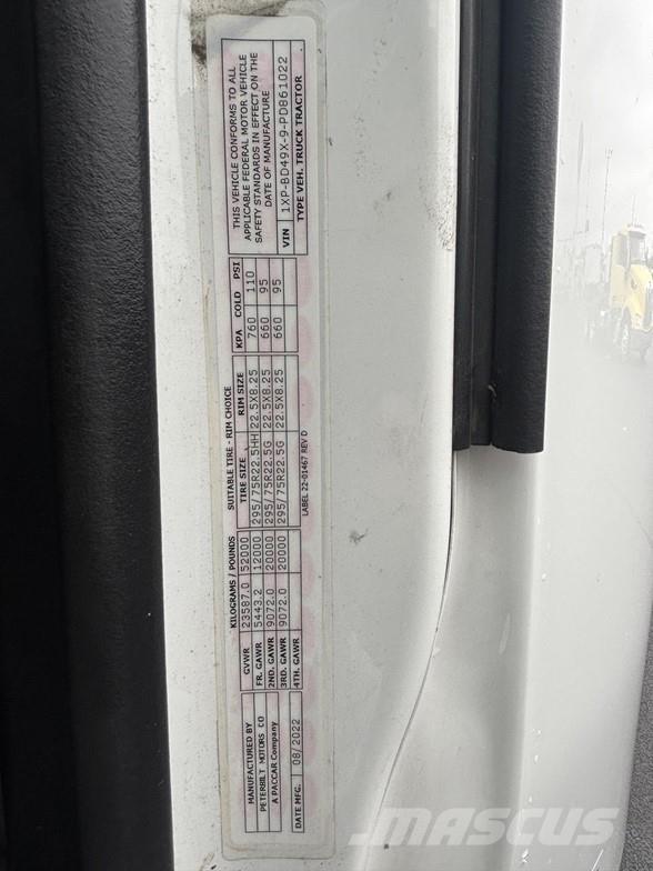 Peterbilt 579 Trekkers