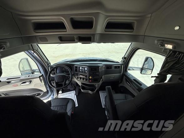 Peterbilt 579 Trekkers