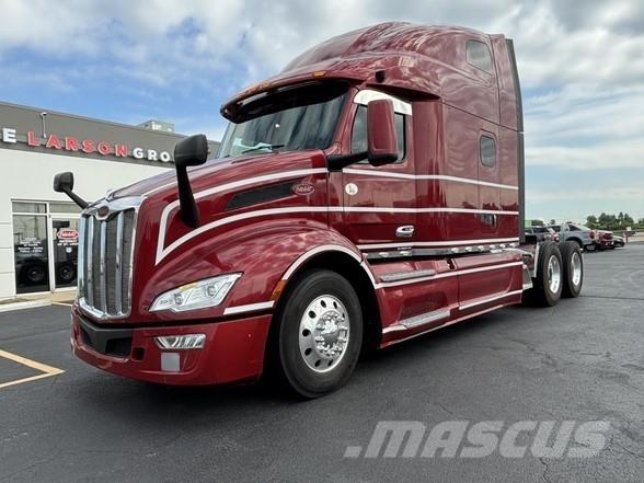 Peterbilt 579 Trekkers