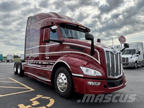 Peterbilt 579 Trekkers