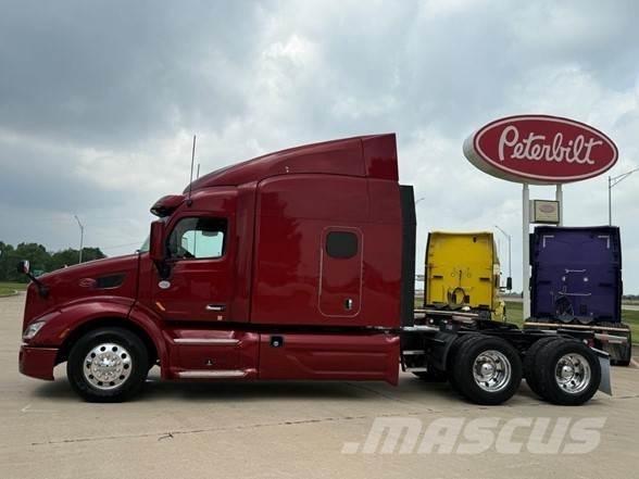 Peterbilt 579 Trekkers