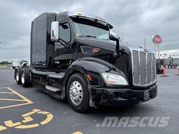 Peterbilt 579 Trekkers