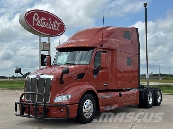 Peterbilt 579 Trekkers