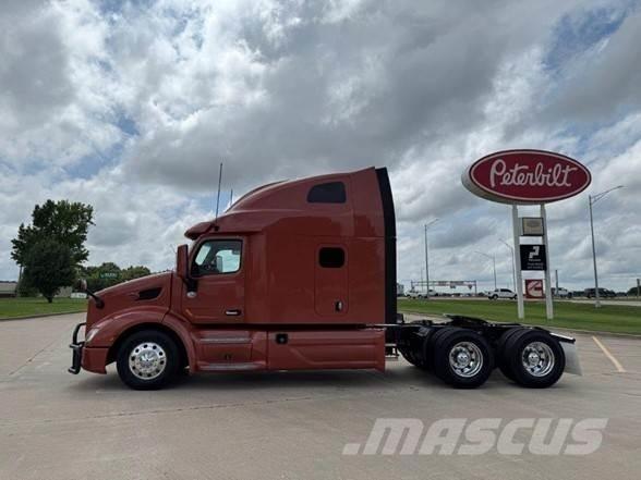 Peterbilt 579 Trekkers