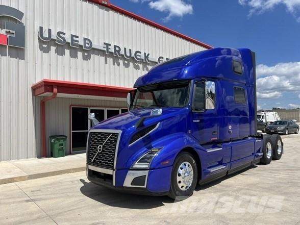 Volvo VNL64T860 Trekkers