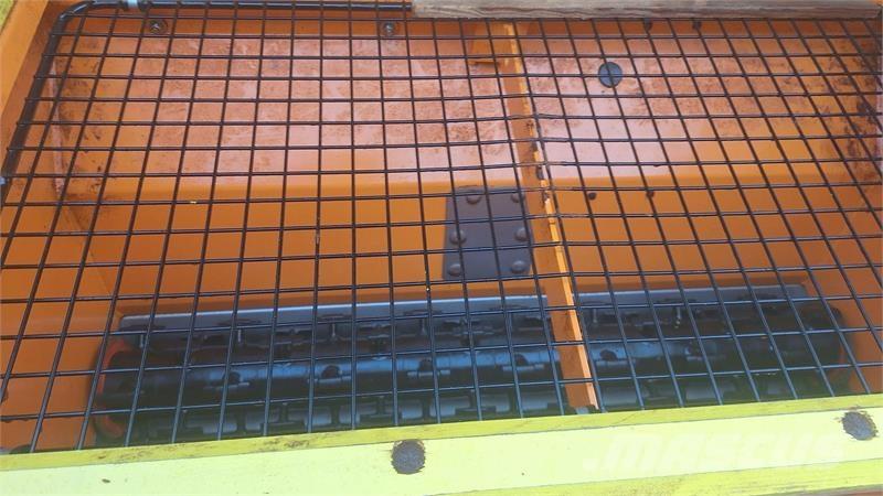 Rauch UKS 100 Zand- en zoutstrooimachines