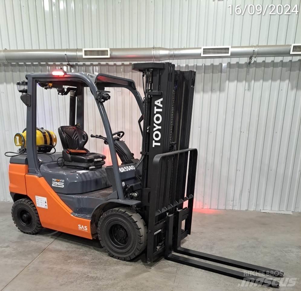Toyota 02-8FGF25 LPG heftrucks