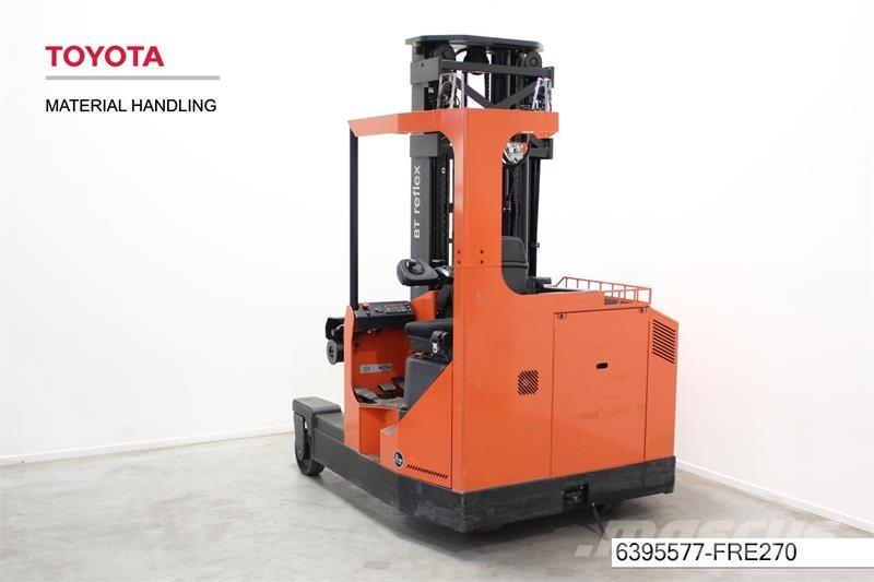 BT FRE270 Reachtruck voor hoog niveau