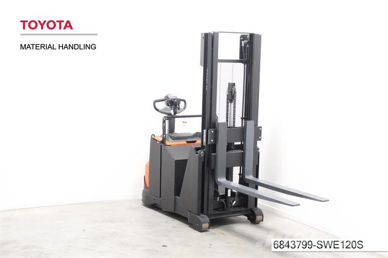 BT SWE120S Meeloop stapelaar