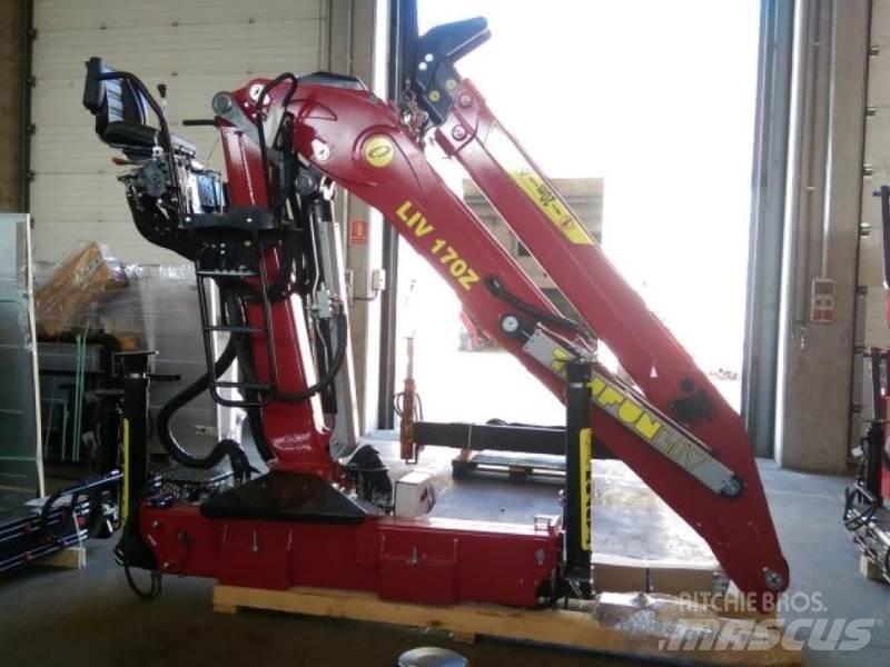 Tajfun Liv L170Z.96 Kranen en laders