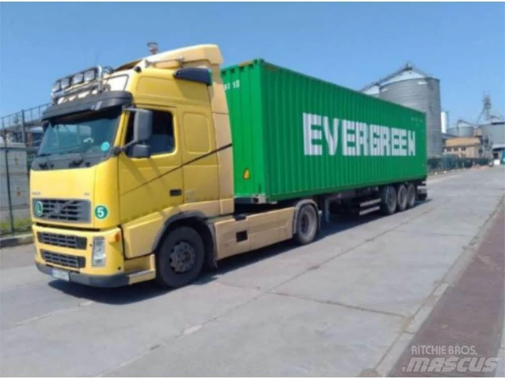 Volvo  Trekkers