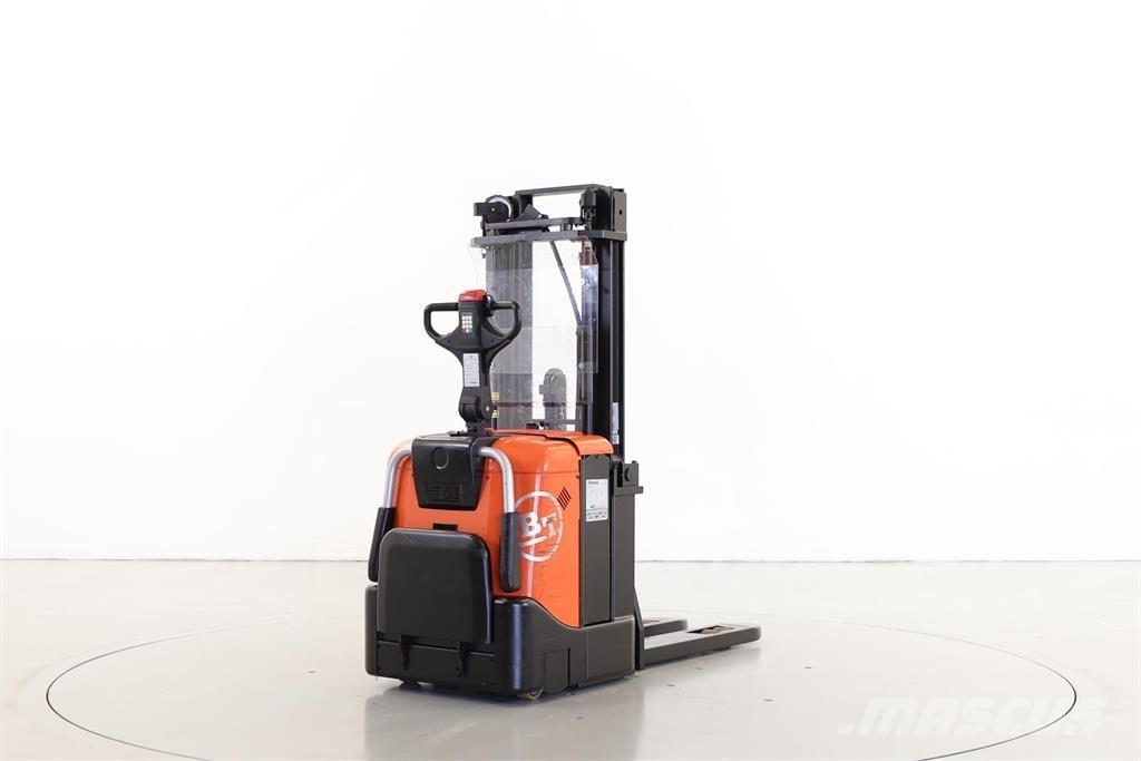 BT SPE125 Meeloop stapelaar