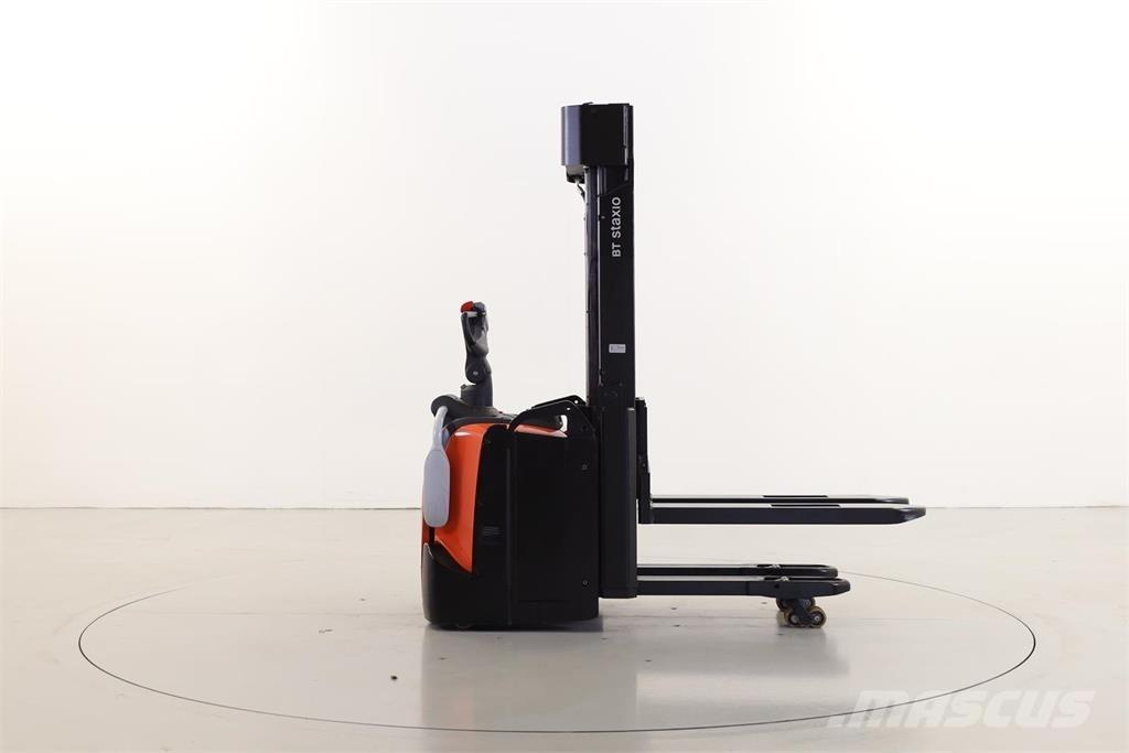 BT SPE140 L Meeloop stapelaar