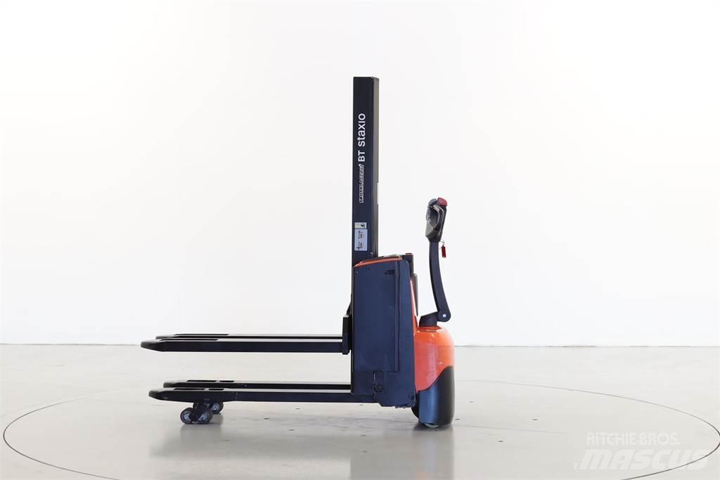 BT SWE-080-L Meeloop stapelaar
