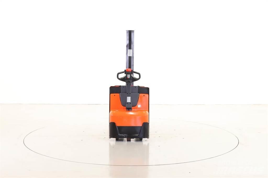 BT SWE-080-L Meeloop stapelaar