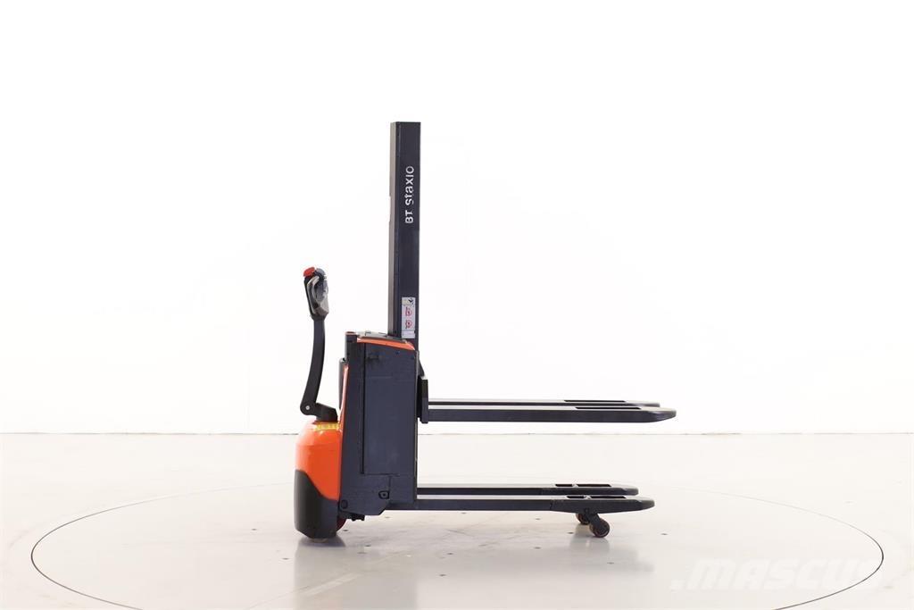 BT SWE-080-L Meeloop stapelaar
